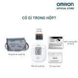 Trọn bộ sản phẩm Omron HEM-7121J gồm thân máy, vòng bít, 4 viên pin AA, thẻ bảo hành và hướng dẫn sử dụng